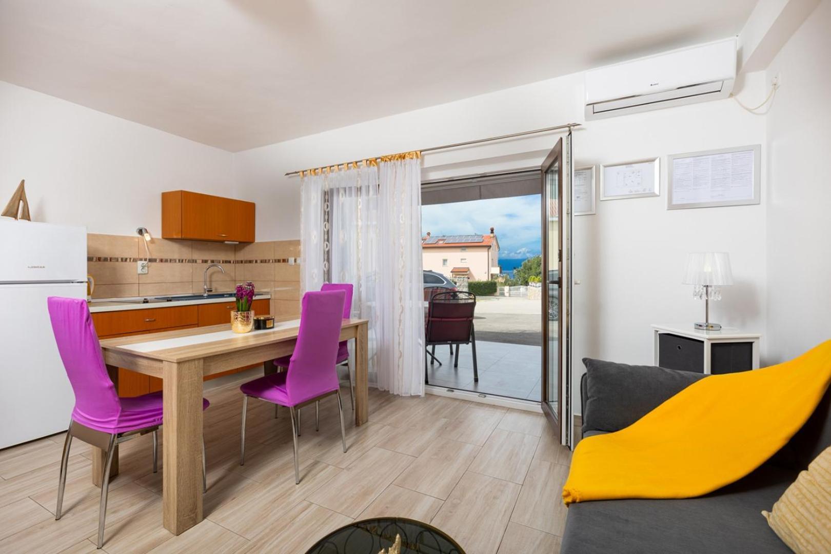 Apartments Tea Malinska Kültér fotó